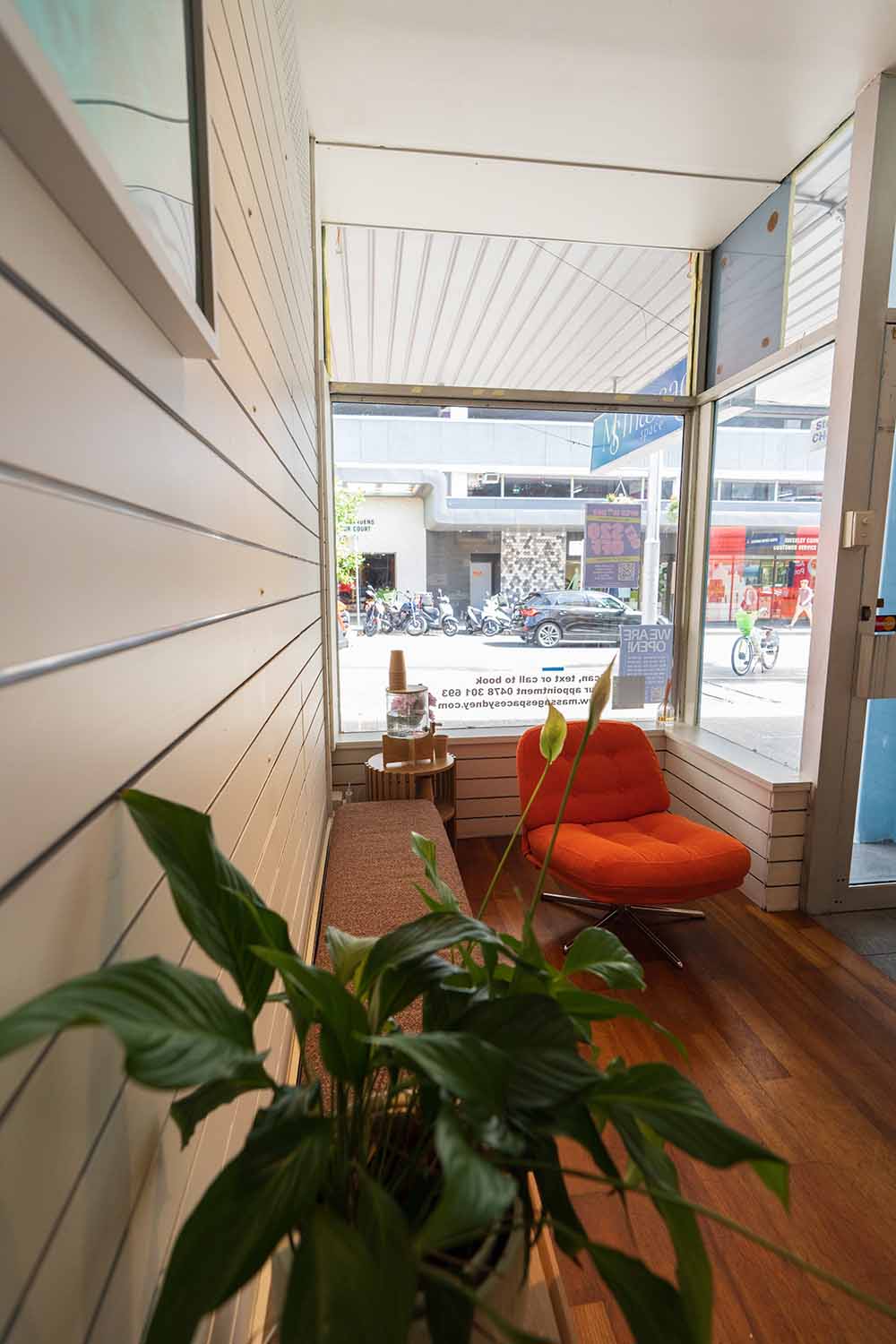 studio-interior-CYh0UsOm